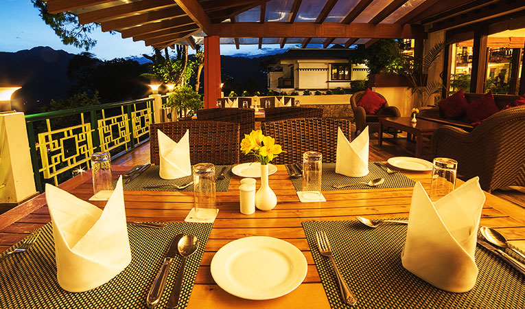 dine and wine open deck